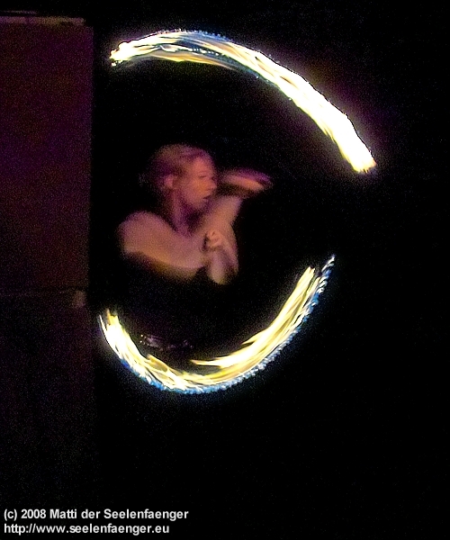 285